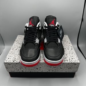 Meet your Posher, Merry